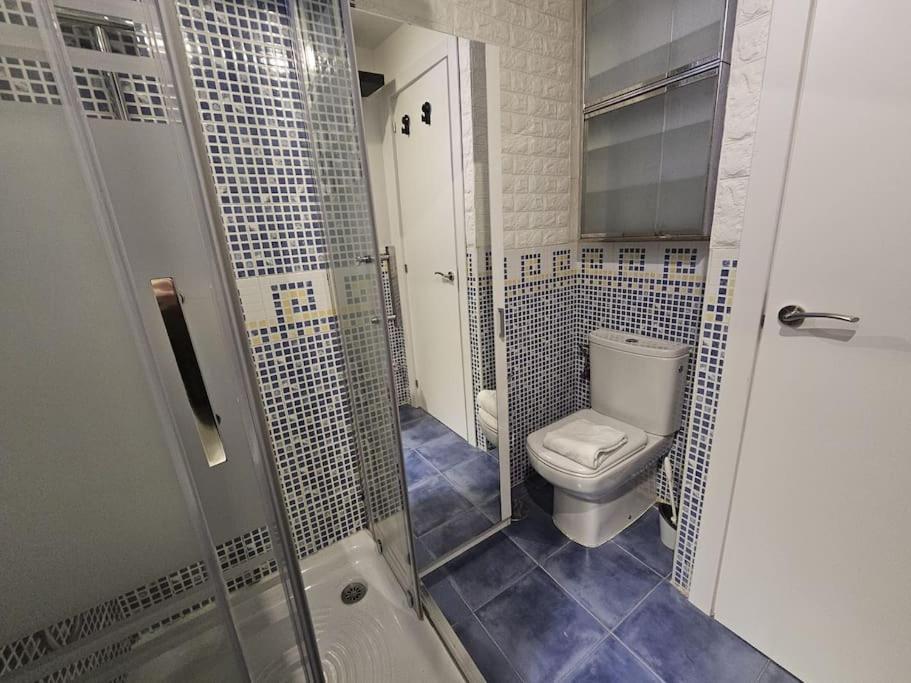 Apartamento Unico En Lucero Madrid Eksteriør bilde